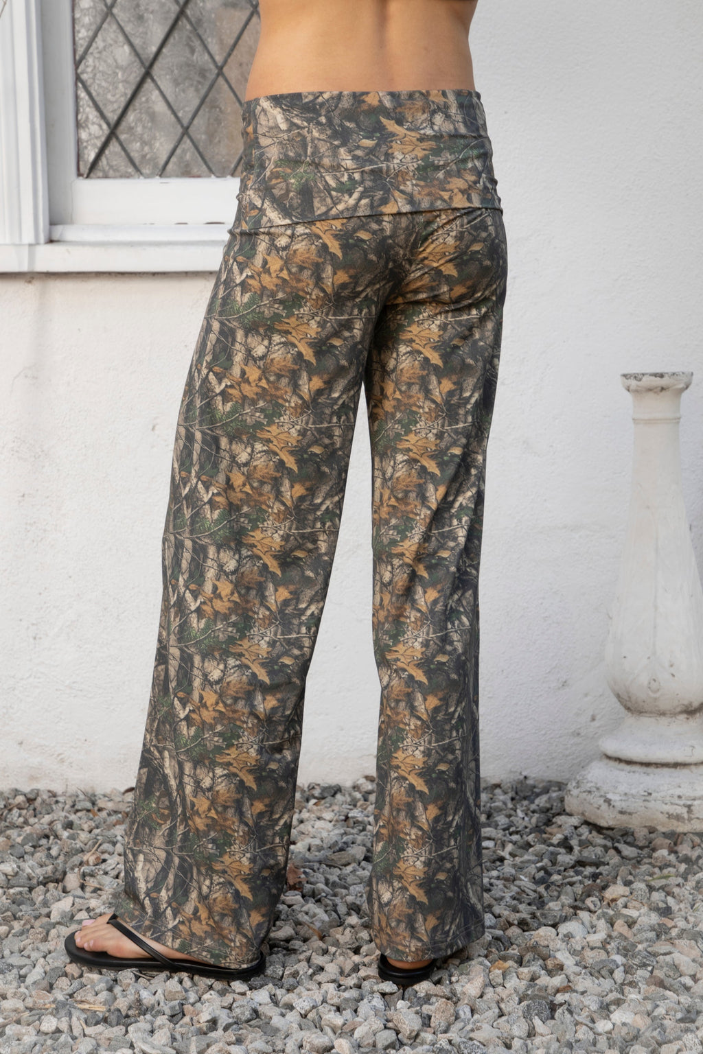 BAYOU Dark Woodland Camo Stretch Foldover Leggings [Pre-order]