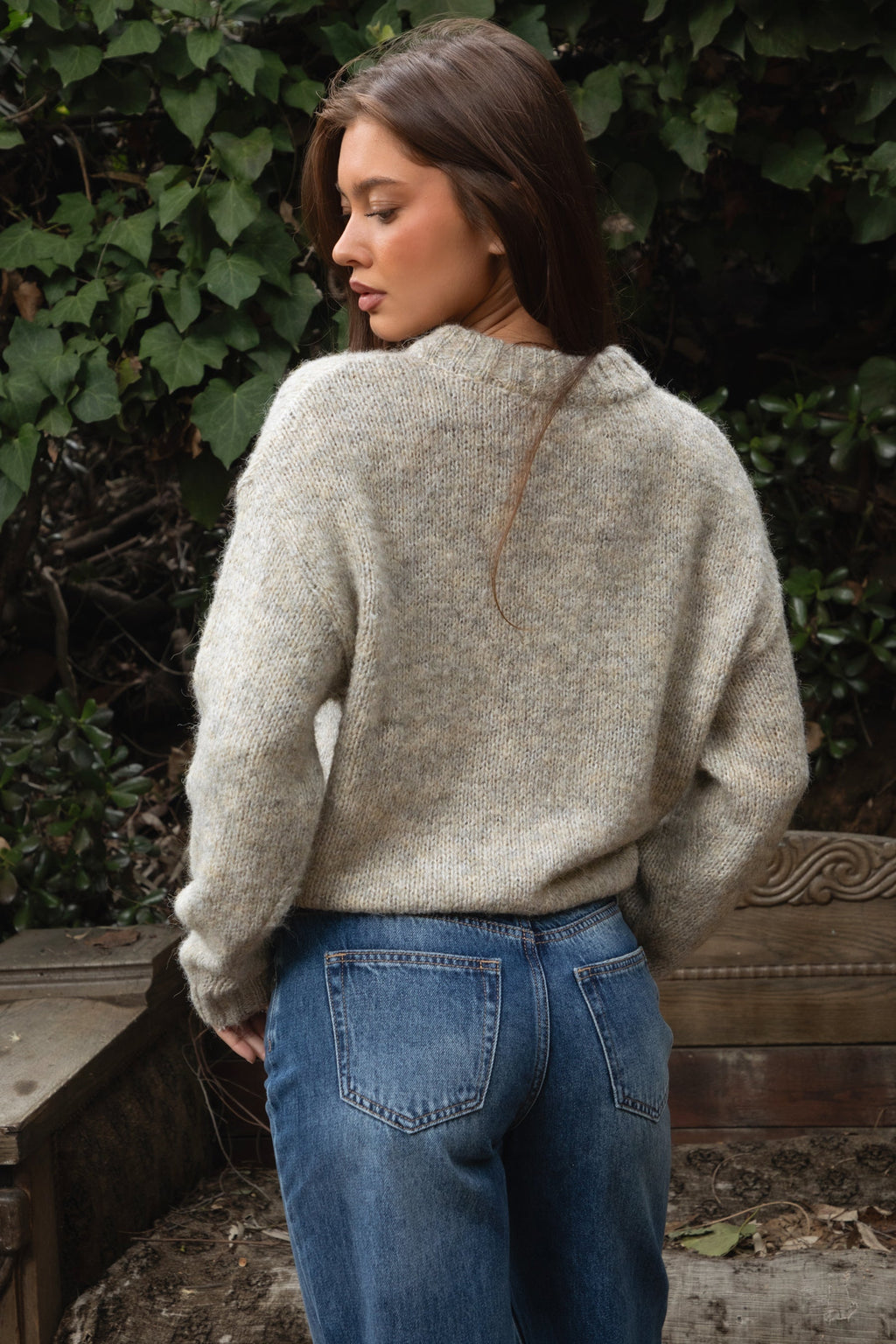 SELYNA Classic Crew Neckline Pullover Knit Sweater