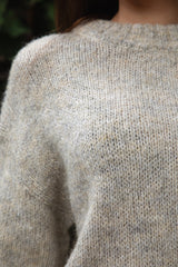 SELYNA Classic Crew Neckline Pullover Knit Sweater