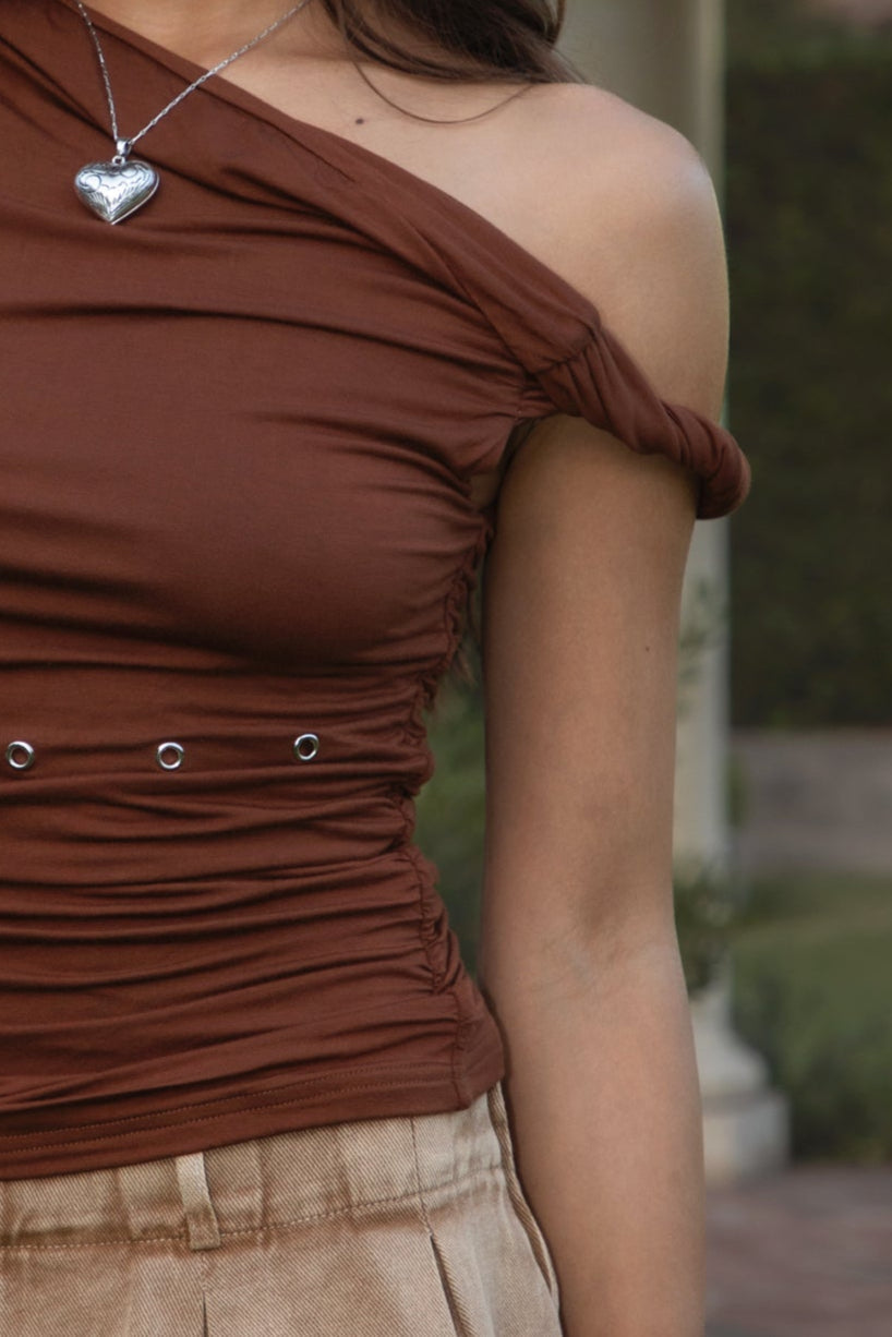 SHANTAL Asymmetrical Neckline One Shoulder Top