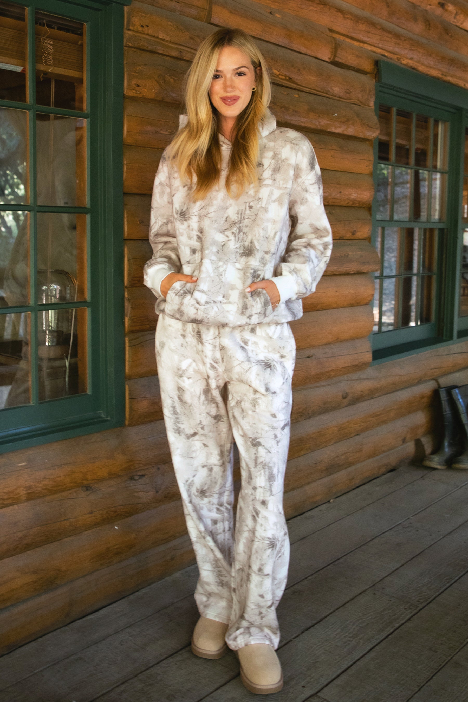 AVERY Light Woodland Camo Cloud Fleece Sweatpants