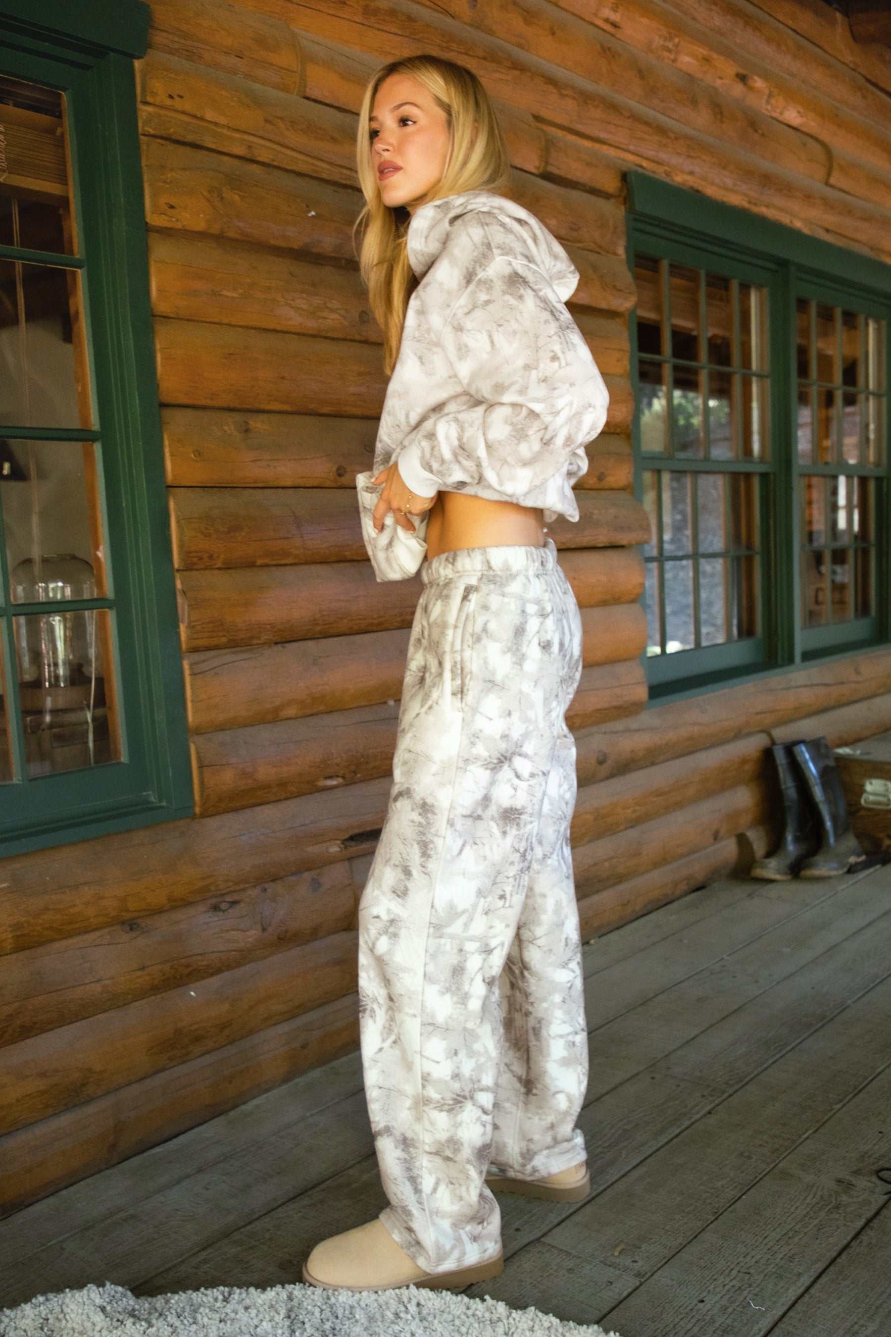AVERY Light Woodland Camo Cloud Fleece Sweatpants