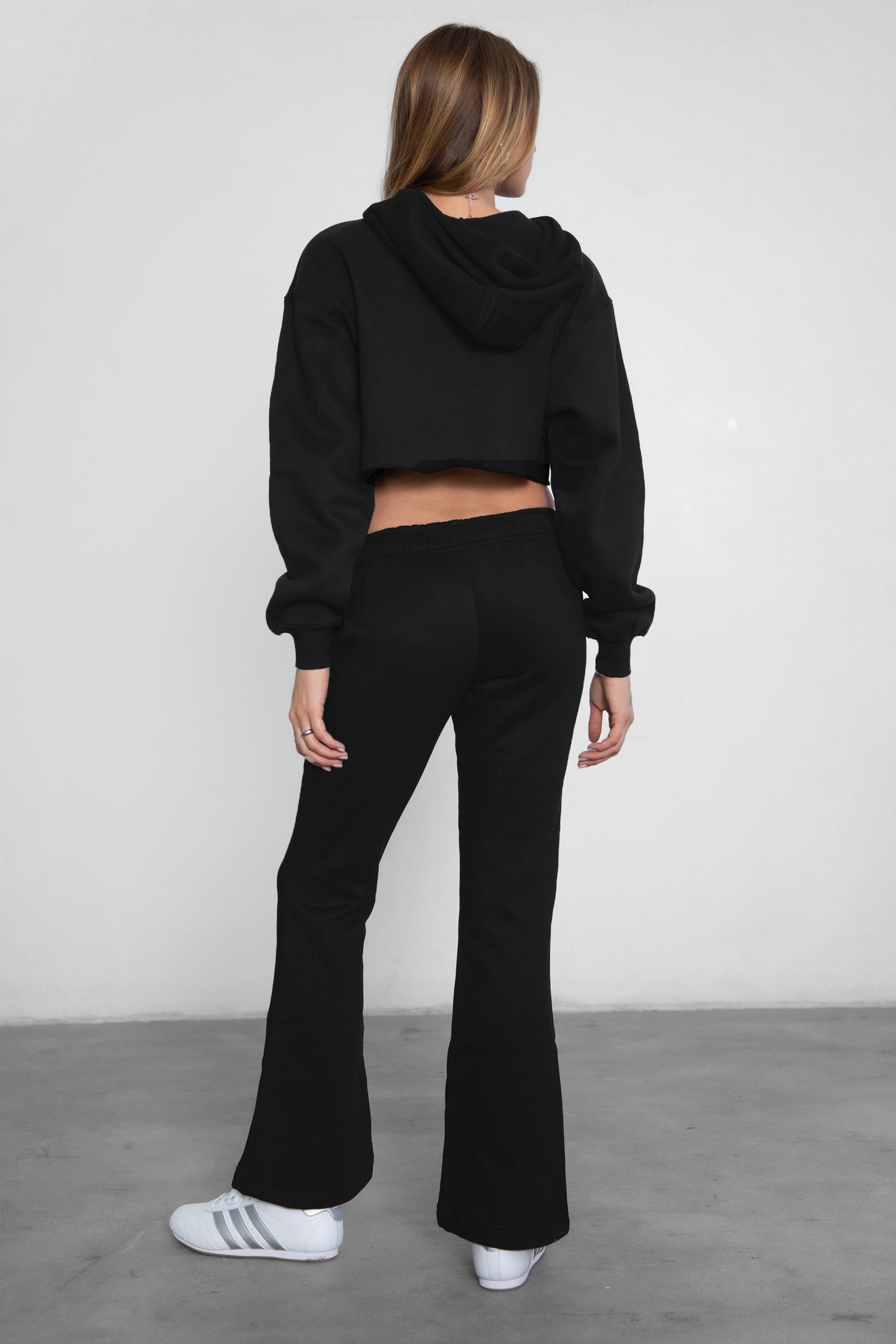 JIYA Essential Fleece Flare Sweat Pants