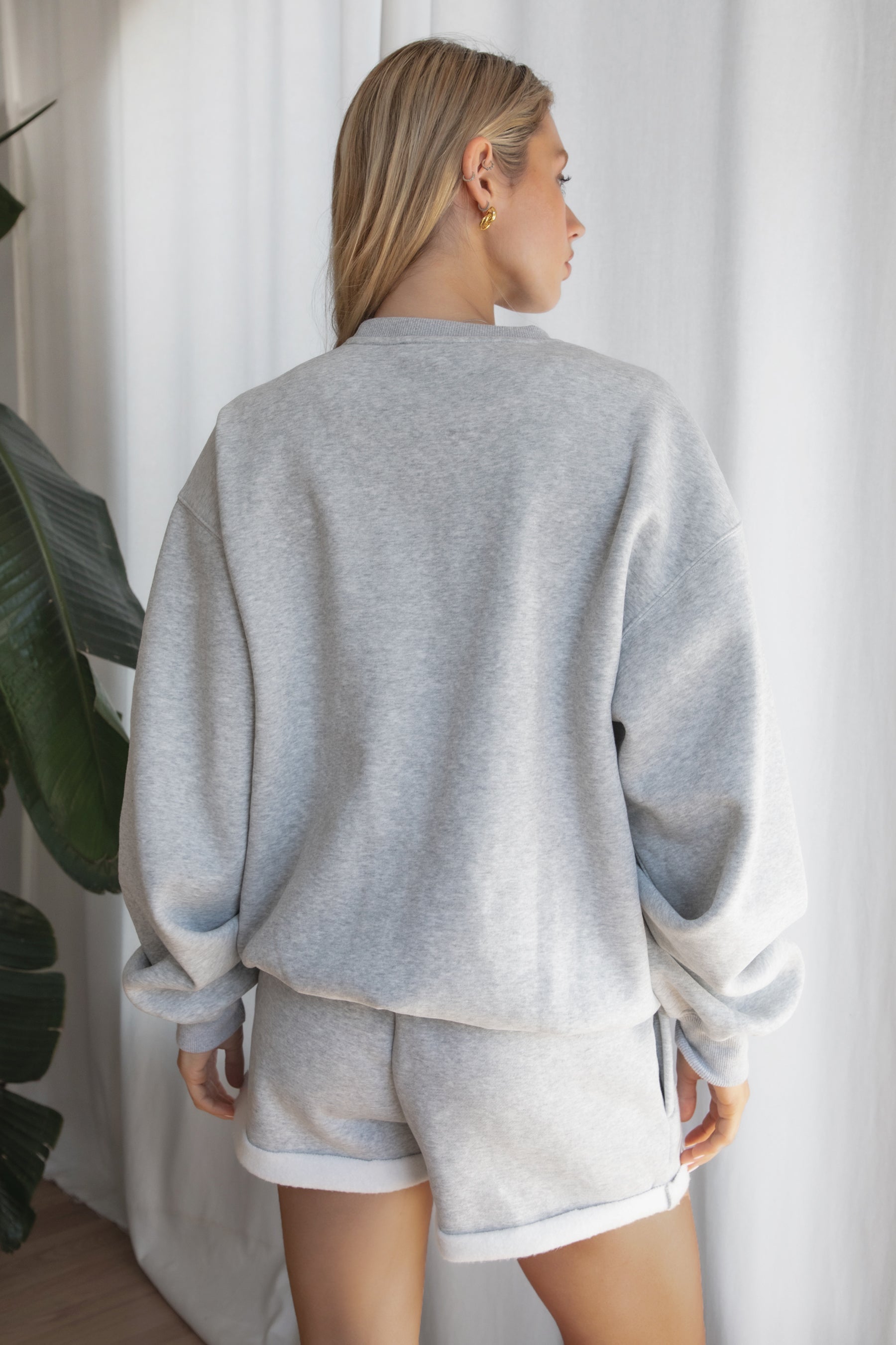 LANI Cloud Fleece Crew Neck Pullover Sweatshirt